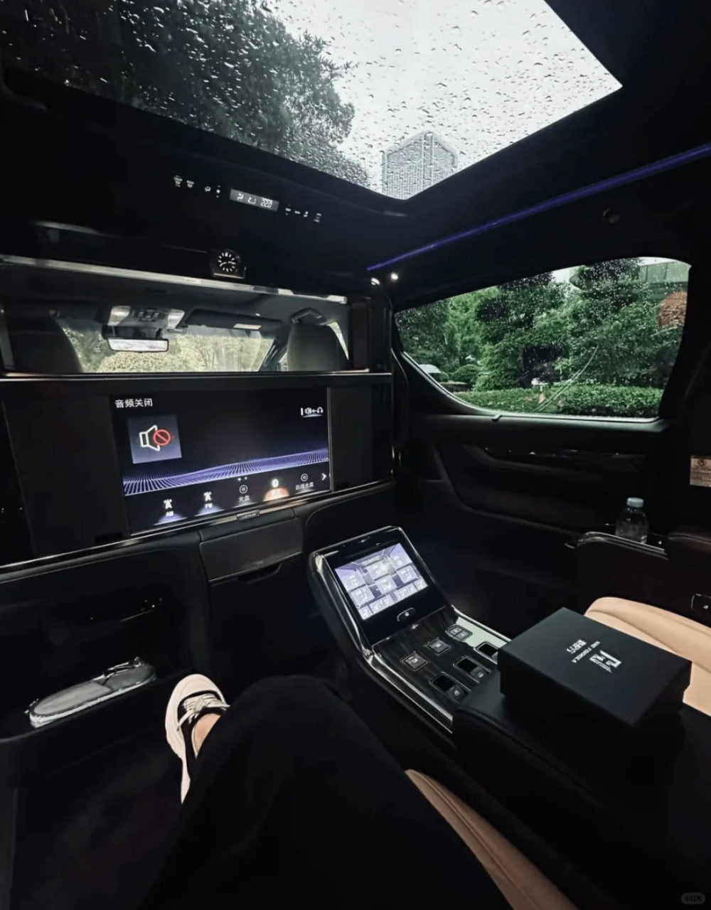 今早刷到摩根大通的消息，我直接惊了